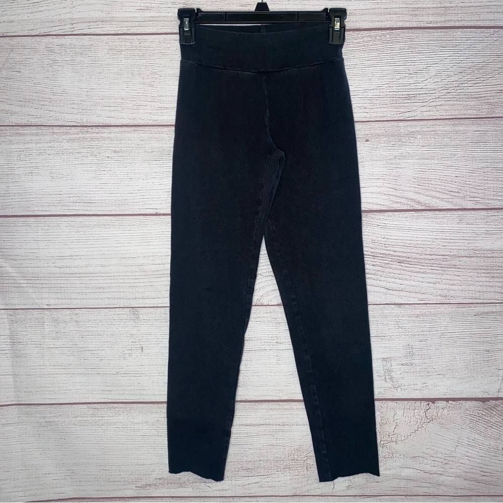 Tinctoria women’s black cut off leggings